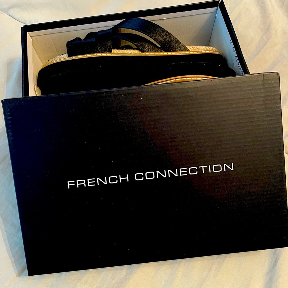 Sandals - Picture 5 of 5